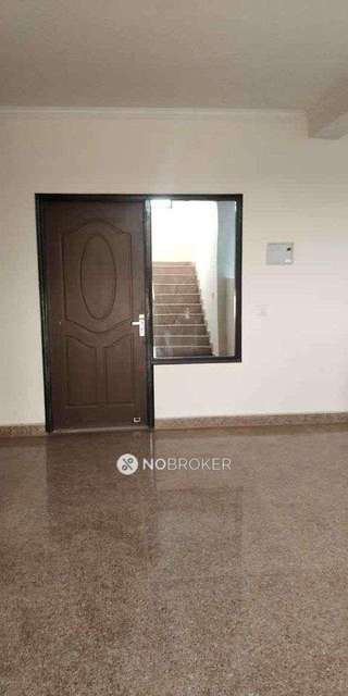 2 BHK Flat In South Pearl 1 For Sale  In Chattarpur