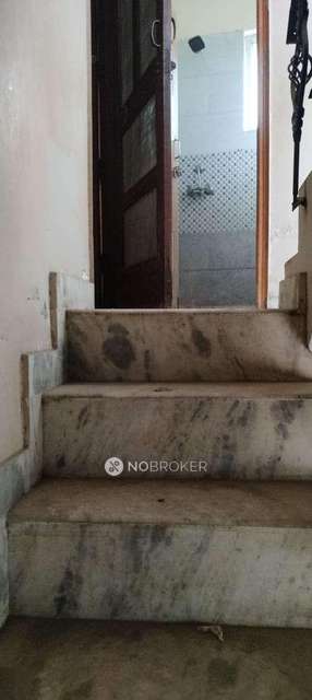 1 RK Flat For Sale  In Model Town, Sector 11