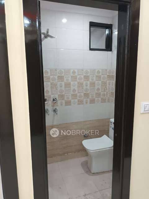 2 BHK Flat For Sale  In Mahavir Enclave Part 1