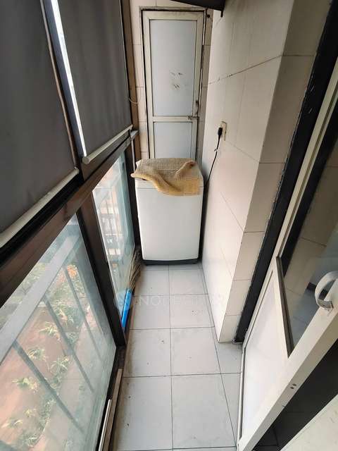 3 BHK Flat In Lodha Iris For Sale  In Majiwada