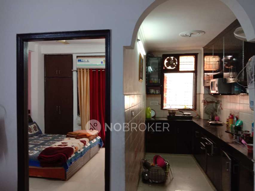 3 BHK Flat For Sale  In Mahavir Enclave 