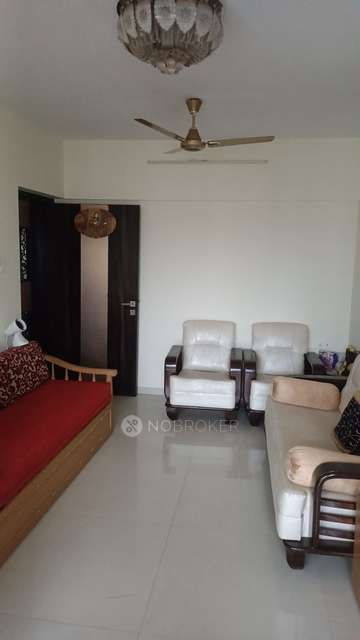 2 BHK Flat In Shri Ganesh Apts, Link Road G For Sale  In Shastri Nagar, Goregaon West
