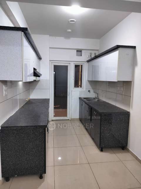2 BHK Flat In Gulshan Botnia For Sale  In Sector-144