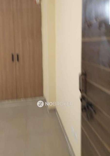 2 BHK Flat In Lohiya Enclave For Sale  In Omicron I