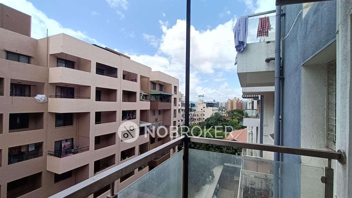 2 BHK Flat In Dream Castle for Rent  In Wakad