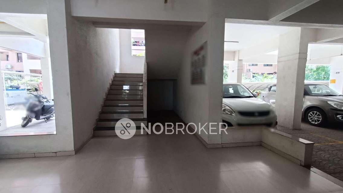 2 BHK Flat In Dream Castle for Rent  In Wakad