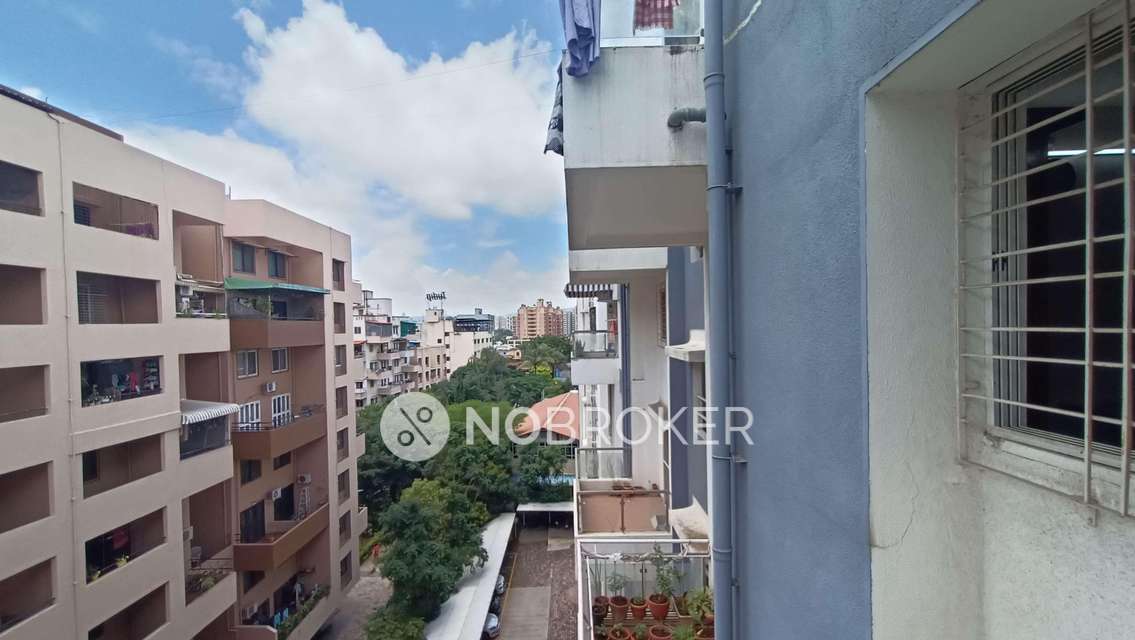 2 BHK Flat In Dream Castle for Rent  In Wakad