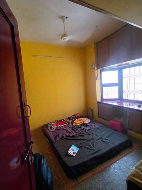 1 BHK Flat In Kumaran Flats For Sale  In Valasaravakkam