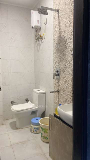 3 BHK Flat In Janak Apartment For Sale  In Uttam Nagar