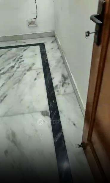 4 BHK Flat In Standalone Building  for Rent  In Okhla