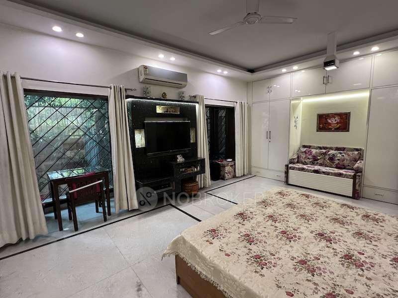 2 BHK Flat In Dda Flats Sukhdev Vihar for Rent  In Okla
