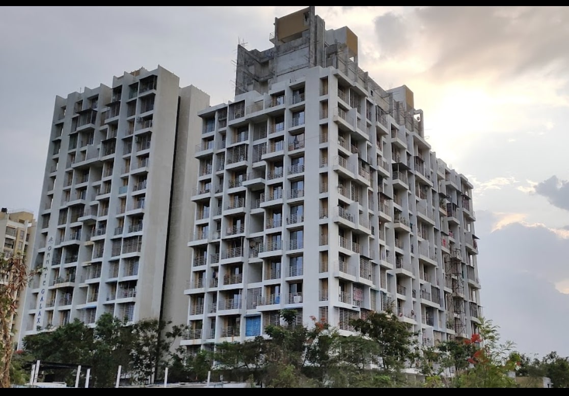 Ornate Galaxy, Dadar East