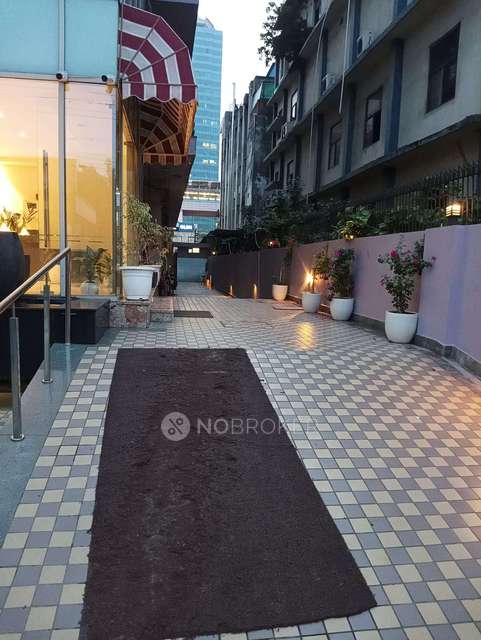 Co-Working  space in Sector 63, Noida for Rent 