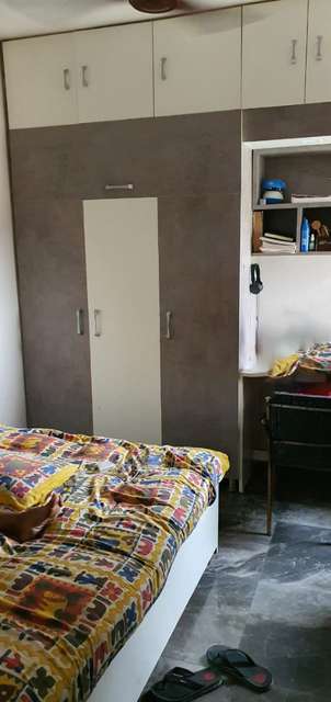 2 BHK Flat In Green View Apartment For Sale  In Vasundhara