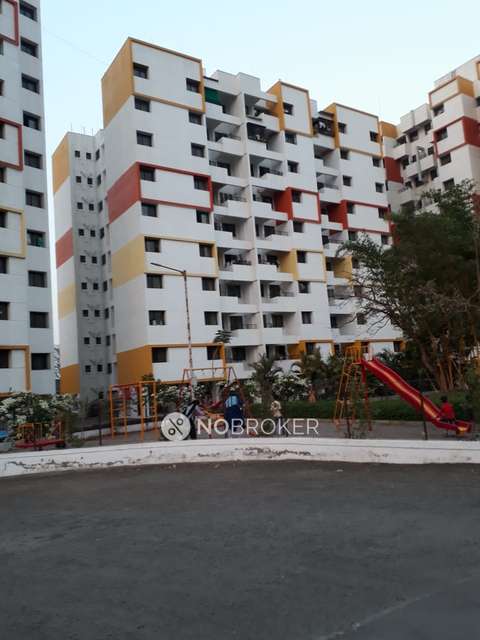 2 BHK Flat In Trademark Life For Sale  In Pirangut