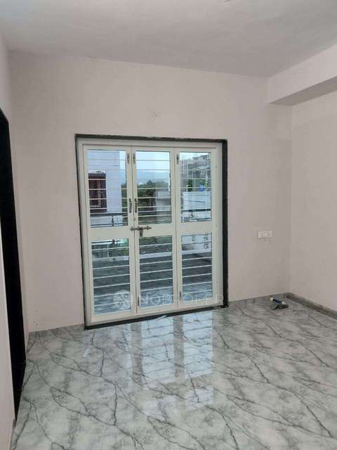 2 BHK Flat In Standalone Building  for Rent  In Phursungi