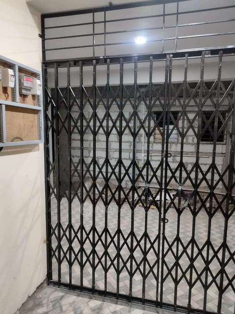 2 BHK Flat In Standalone Building  for Rent  In Phursungi