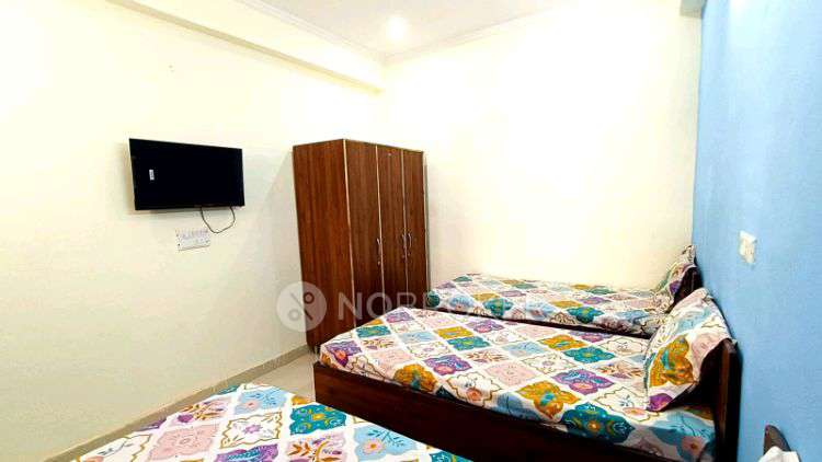 PG for Girls in Sector 18