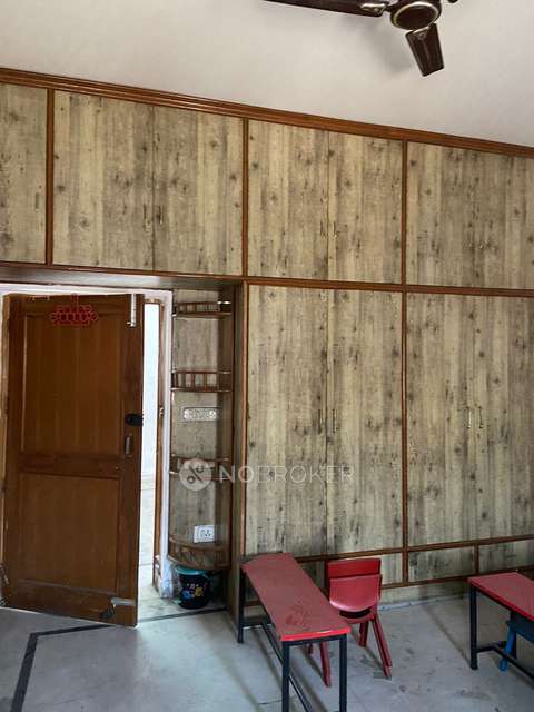 Commercial Property in Nehru Nagar, Ghaziabad for Rent 