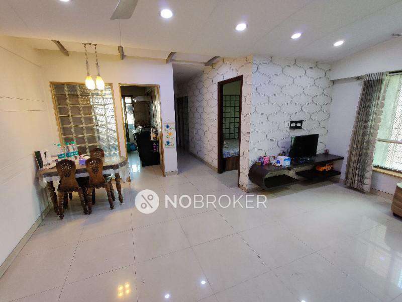 4 BHK Flat In Nirlac Solitaire For Sale  In Thane West