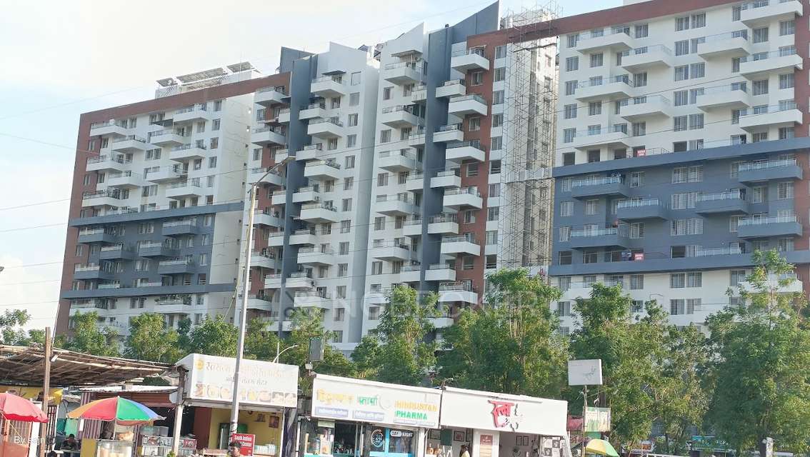 2 BHK Flat In Kohinoor Grandeur for Rent  In  Ravet