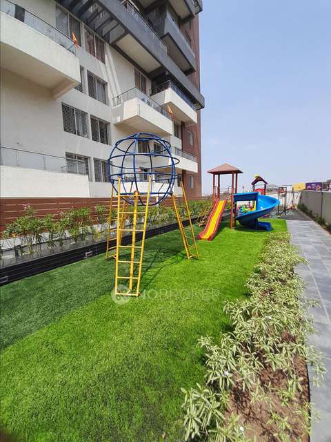 2 BHK Flat In Kohinoor Grandeur for Rent  In  Ravet