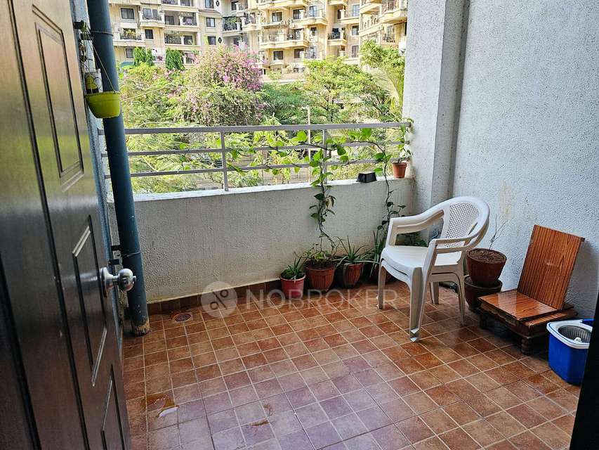 2 BHK Flat In Runwal Seagull, Hadapsar for Rent  In Hadapsar