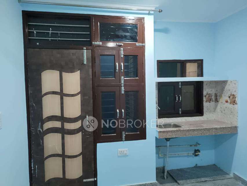 1 RK Flat for Rent  In Palam Vihar Extension