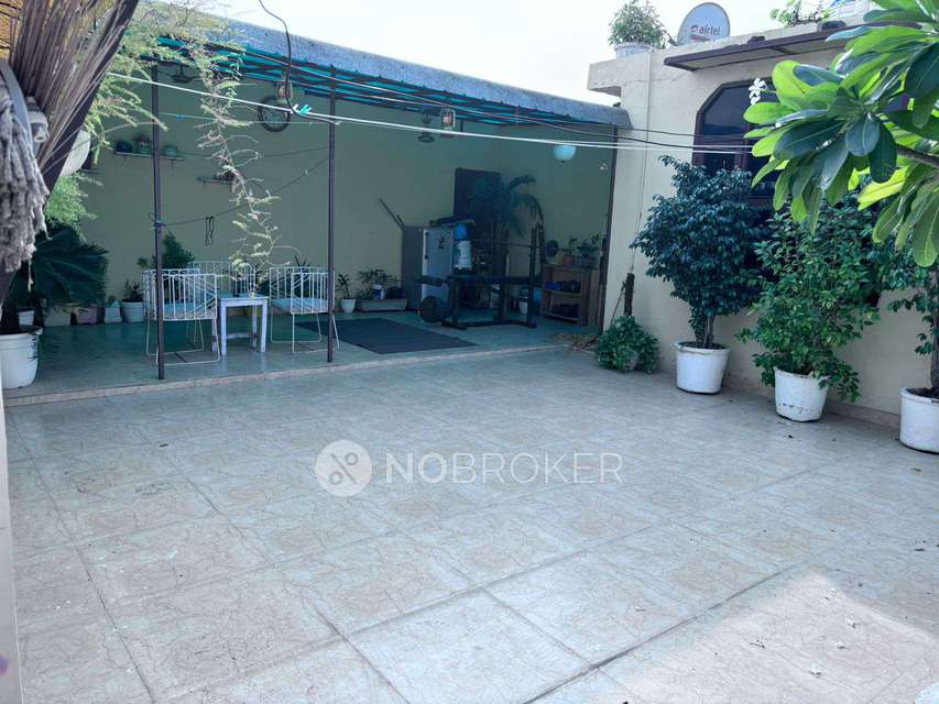 3 BHK Flat In Ankur Apartment  For Sale  In Paschim Vihar