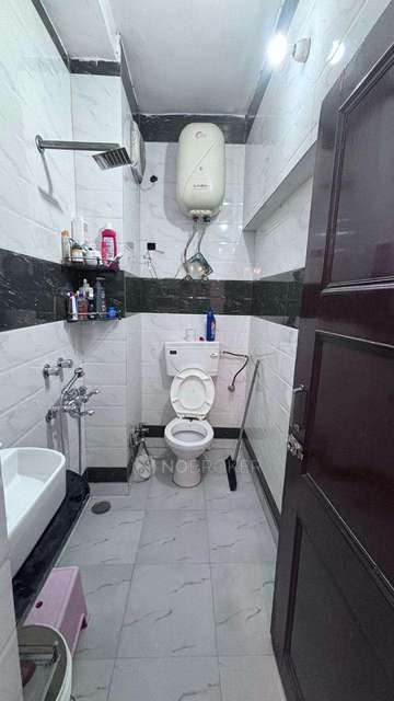 3 BHK Flat In Ankur Apartment  For Sale  In Paschim Vihar