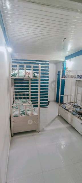 PG for Boys in Bandra West