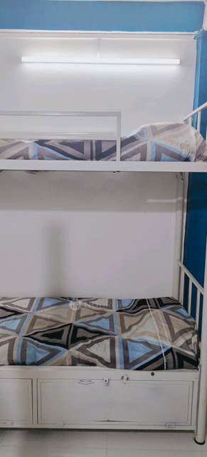 PG for Boys in Bandra West