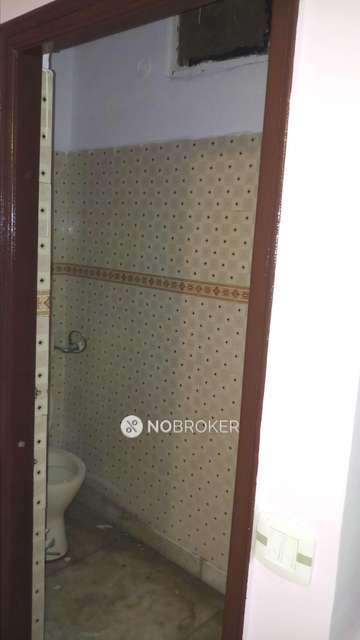 2 BHK Flat For Sale  In Uttam Nagar