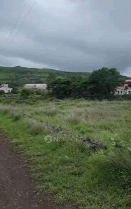 Plot For Sale  In Garade