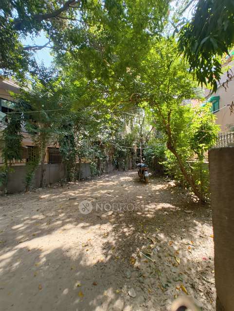 1 BHK Flat In B2c Block, Dda Flats,  For Sale  In Janakpuri