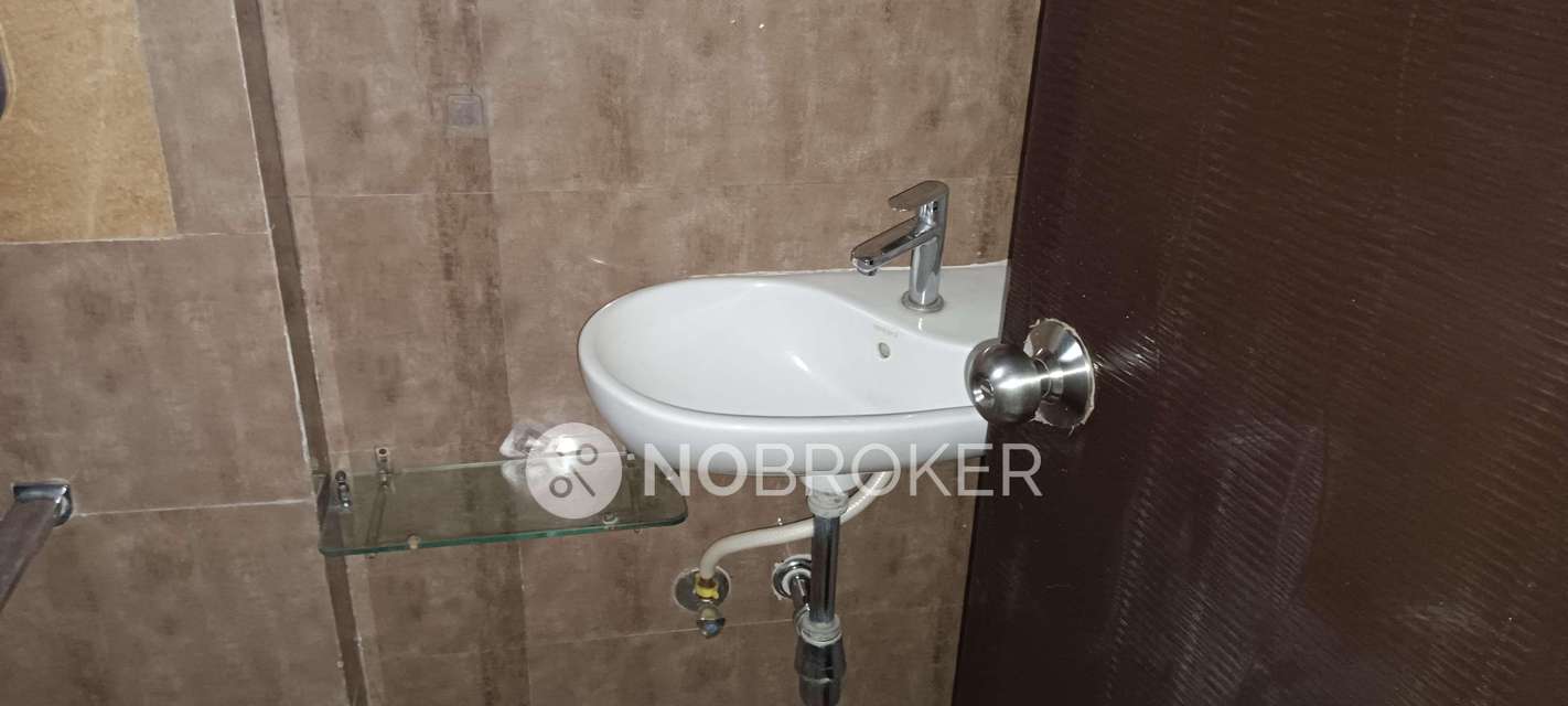 2 BHK Flat In Samar Heights For Sale  In Wadala East