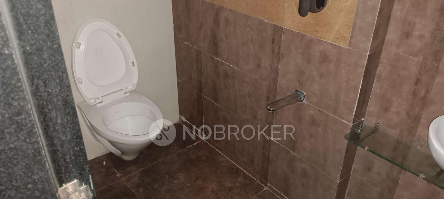 2 BHK Flat In Samar Heights For Sale  In Wadala East