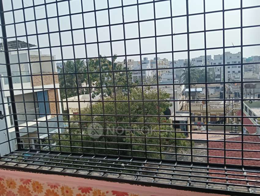 3 BHK Flat In Yashoda Towers For Sale  In  L. B. Nagar