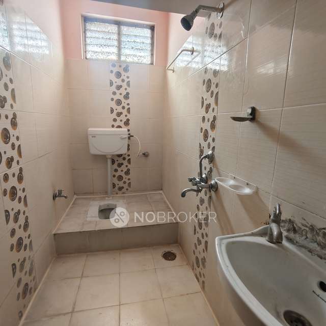 3 BHK Flat In Yashoda Towers For Sale  In  L. B. Nagar