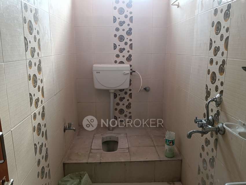 3 BHK Flat In Yashoda Towers For Sale  In  L. B. Nagar