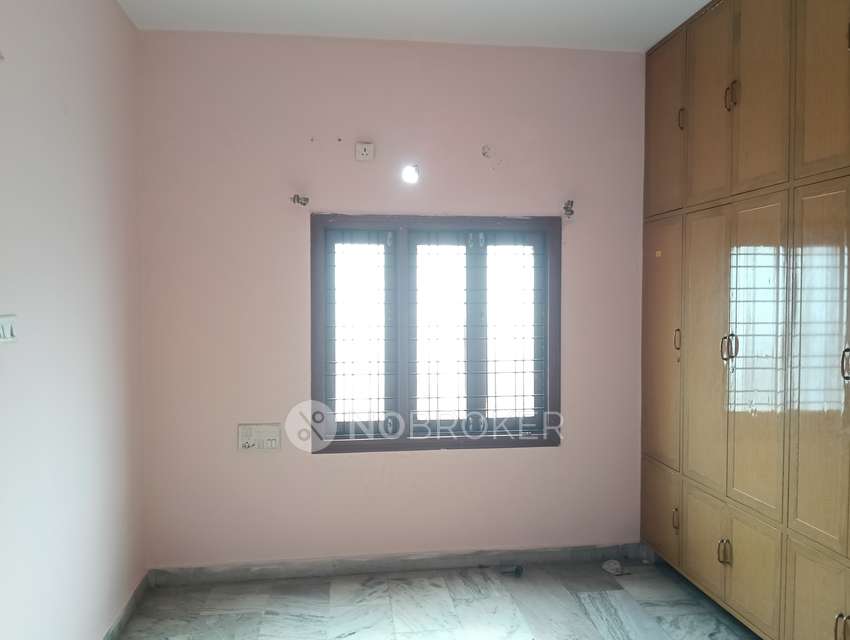 3 BHK Flat In Yashoda Towers For Sale  In  L. B. Nagar