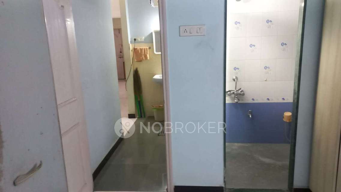 2 BHK Flat In Chintamani Chs Mulund, Mulund East For Sale  In Mulund East