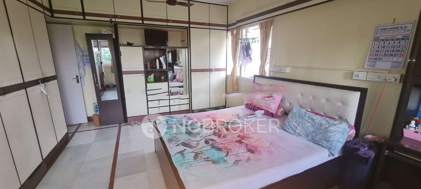 2 BHK Flat In Sea Lord, Cuffe Parade For Sale  In Colaba