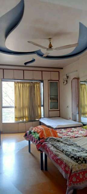 Shared Room for Female In 2 BHK  In Elite Empire Only For Working Females Near Balewadi High Street  In Elite Empire