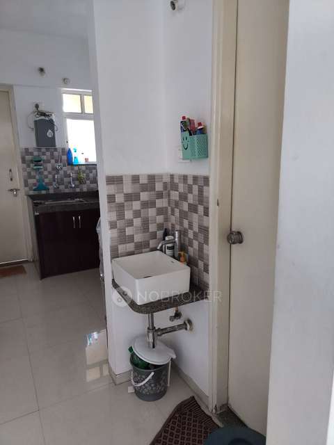 1 BHK Flat In Raviraj Astria Phase Ii For Sale  In Kondhwa