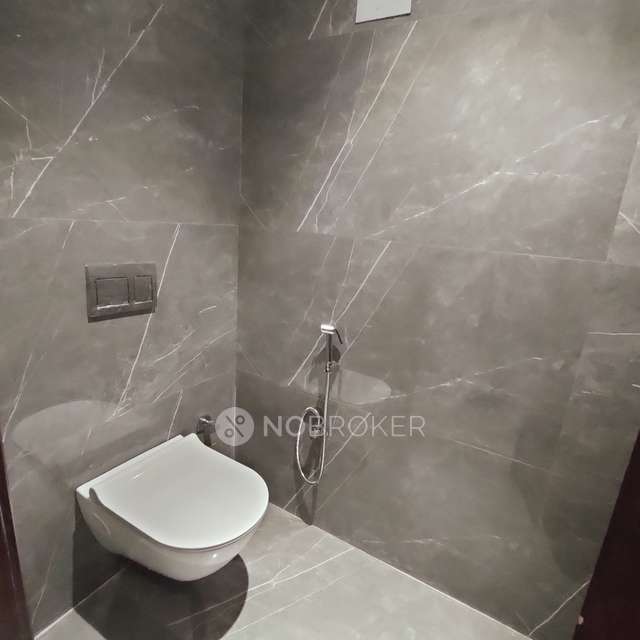 3 BHK Flat In Pal Mohan Apartment  For Sale  In Punjabi Bagh