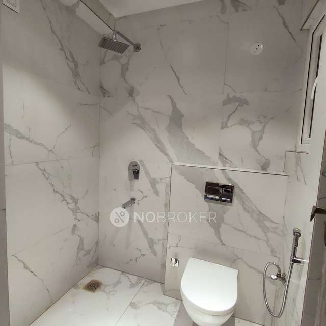 3 BHK Flat In Pal Mohan Apartment  For Sale  In Punjabi Bagh