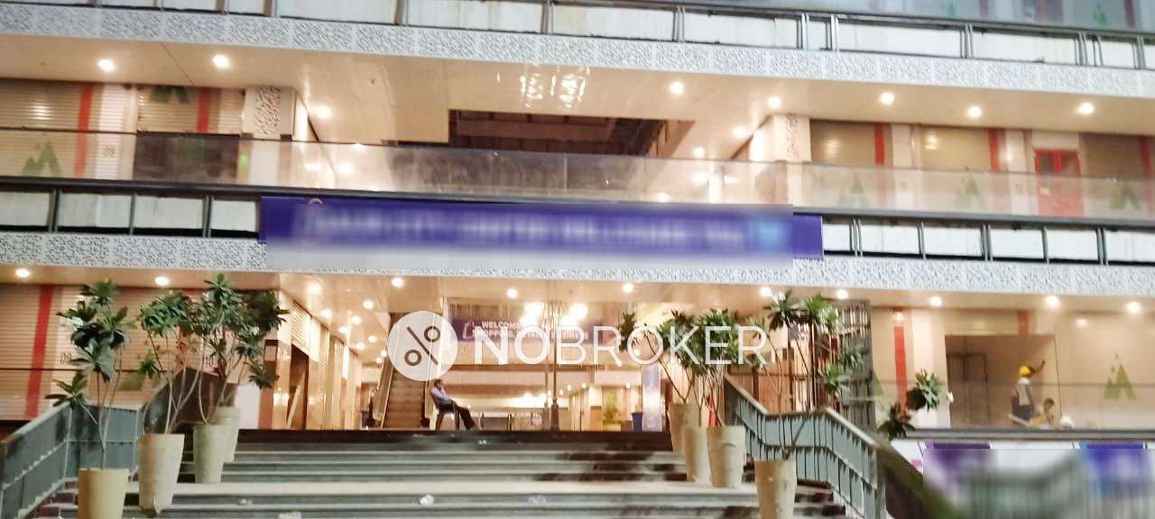 Shop in Sector 4, Greater Noida for Rent 