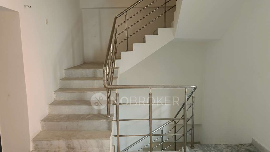 4+ BHK House For Sale  In Pragathi Nagar