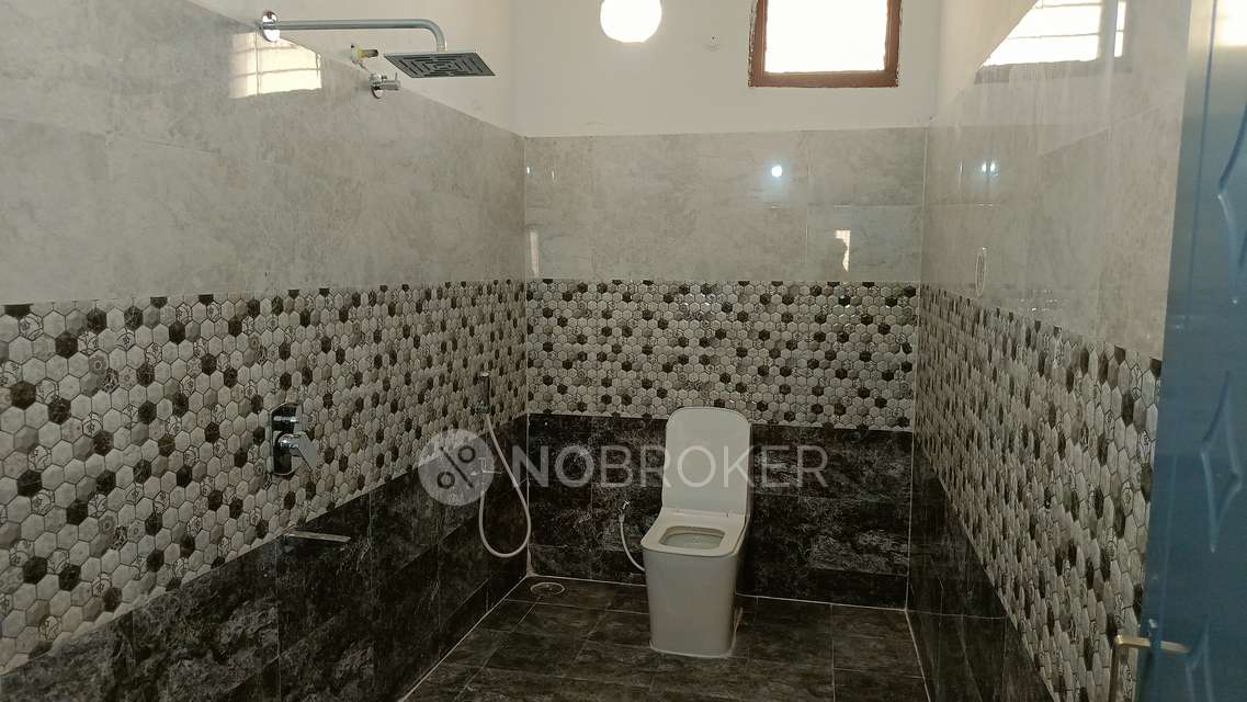 4+ BHK House For Sale  In Pragathi Nagar